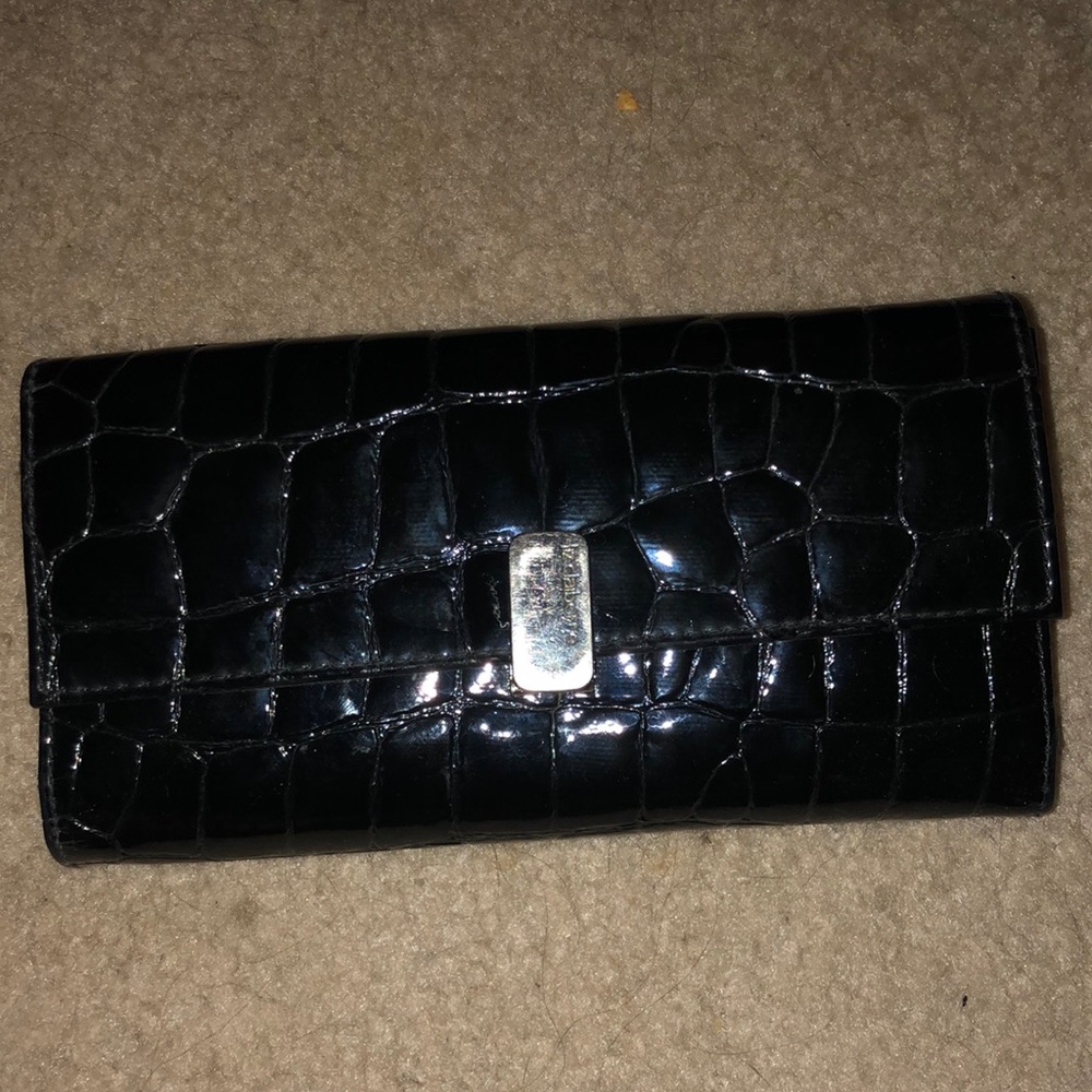 Liz Claiborne wallet
